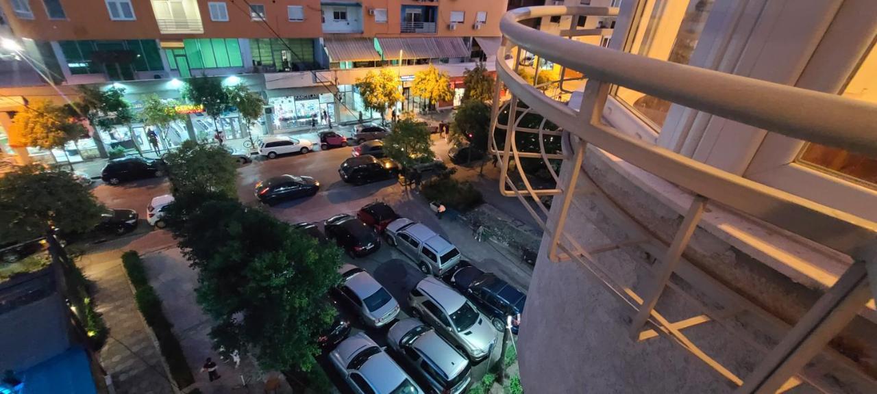 Oro Apartments Тирана Екстериор снимка