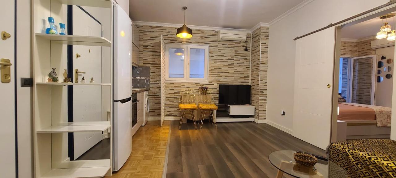 Oro Apartments Тирана Екстериор снимка