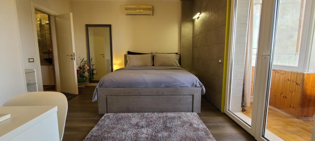 Oro Apartments Тирана Екстериор снимка